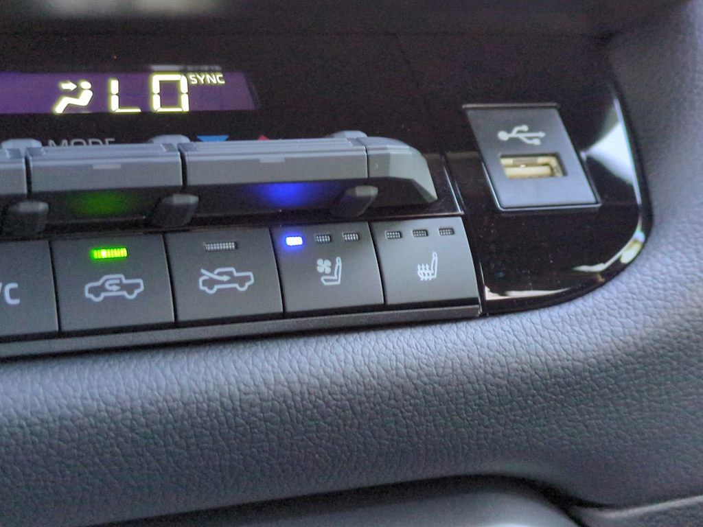 Thumbnail: 2025 Toyota Tundra - 23