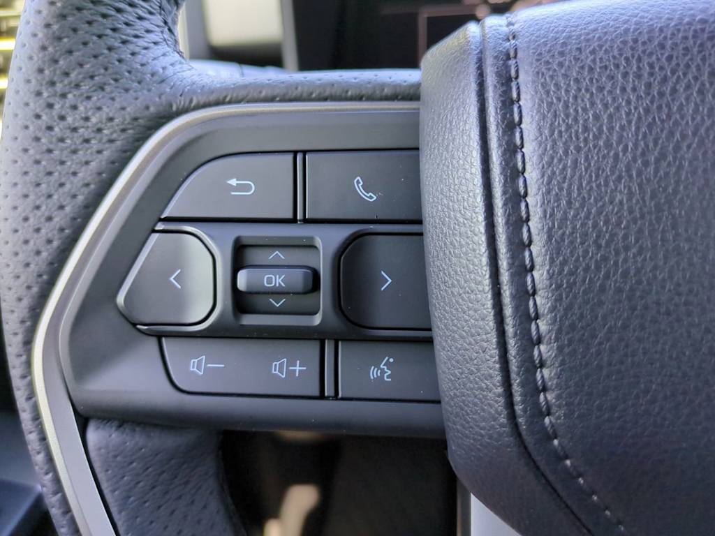 Thumbnail: 2025 Toyota Tundra - 25