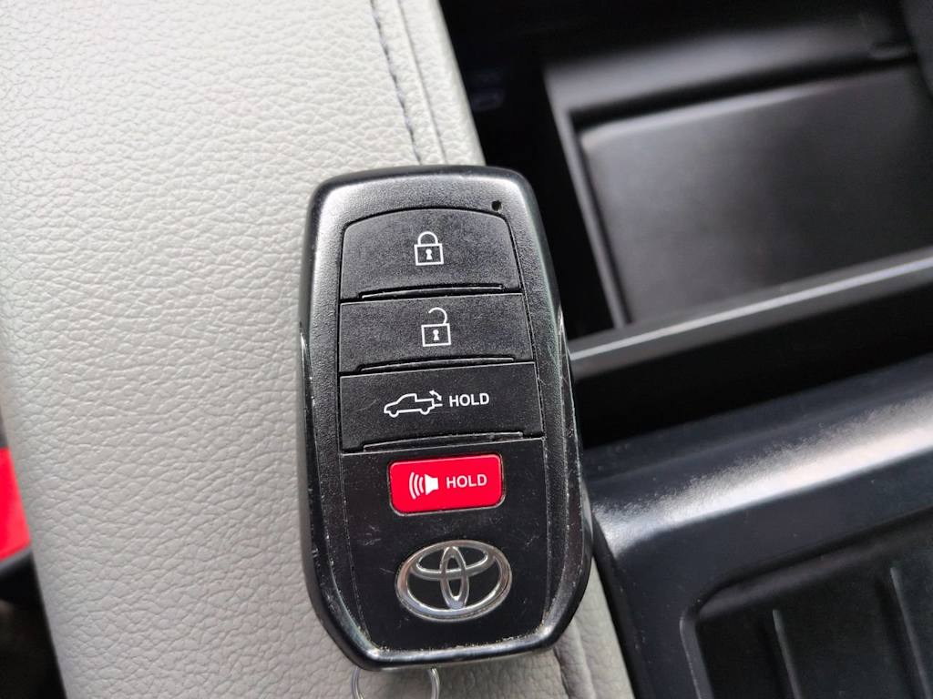 Thumbnail: 2025 Toyota Tundra - 16