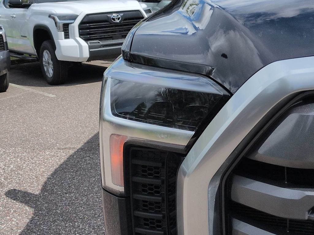 Thumbnail: 2025 Toyota Tundra - 19