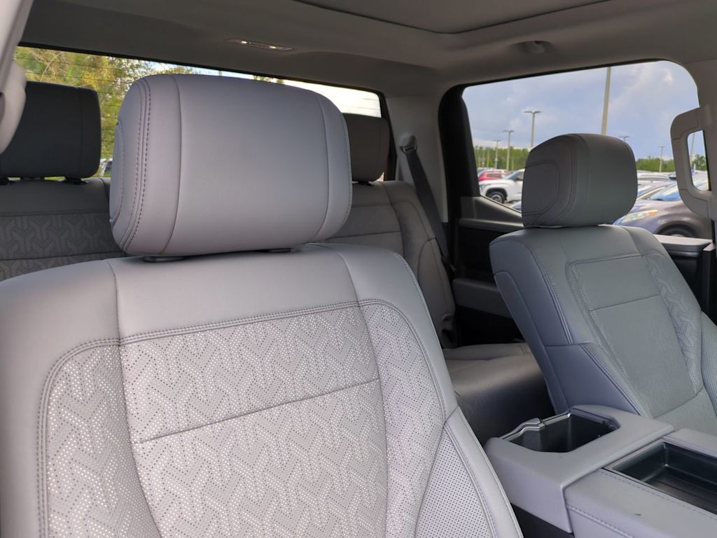 Thumbnail: 2024 Toyota Tundra - 9