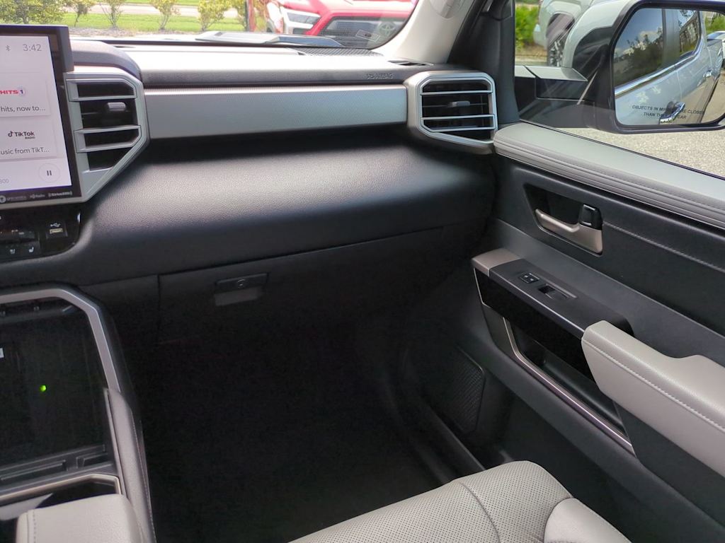 Thumbnail: 2024 Toyota Tundra - 20