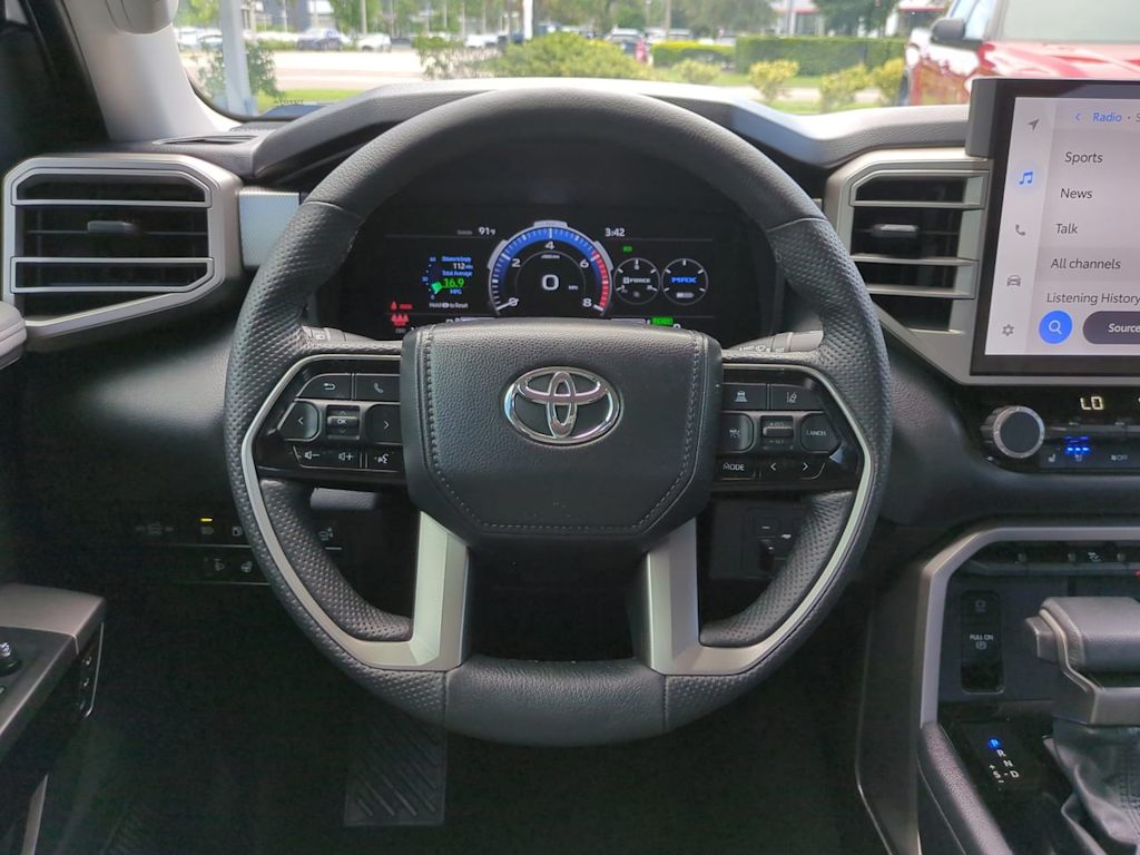 Thumbnail: 2024 Toyota Tundra - 8