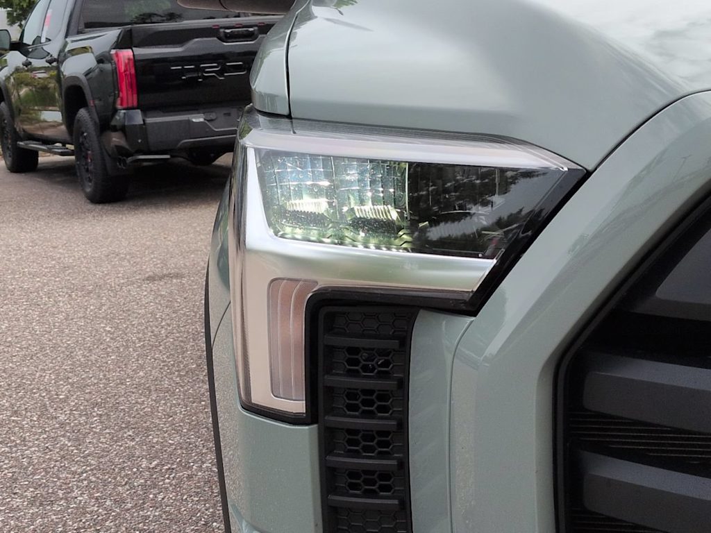 Thumbnail: 2025 Toyota Tundra - 14