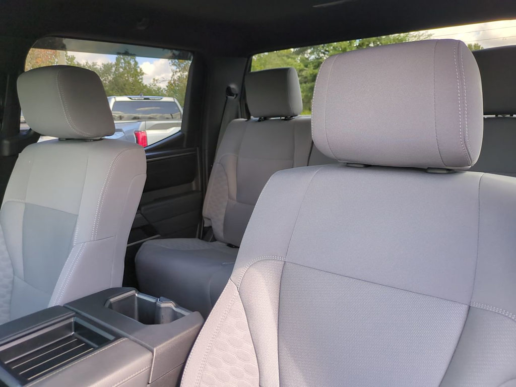 Thumbnail: 2025 Toyota Tundra - 10