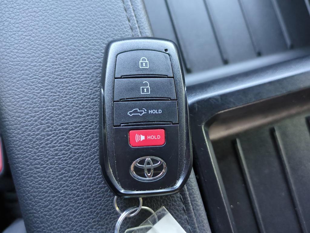 Thumbnail: 2025 Toyota Tundra - 15