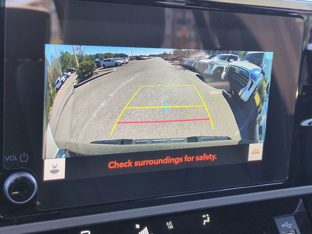 Thumbnail: 2025 Toyota Tundra - 21