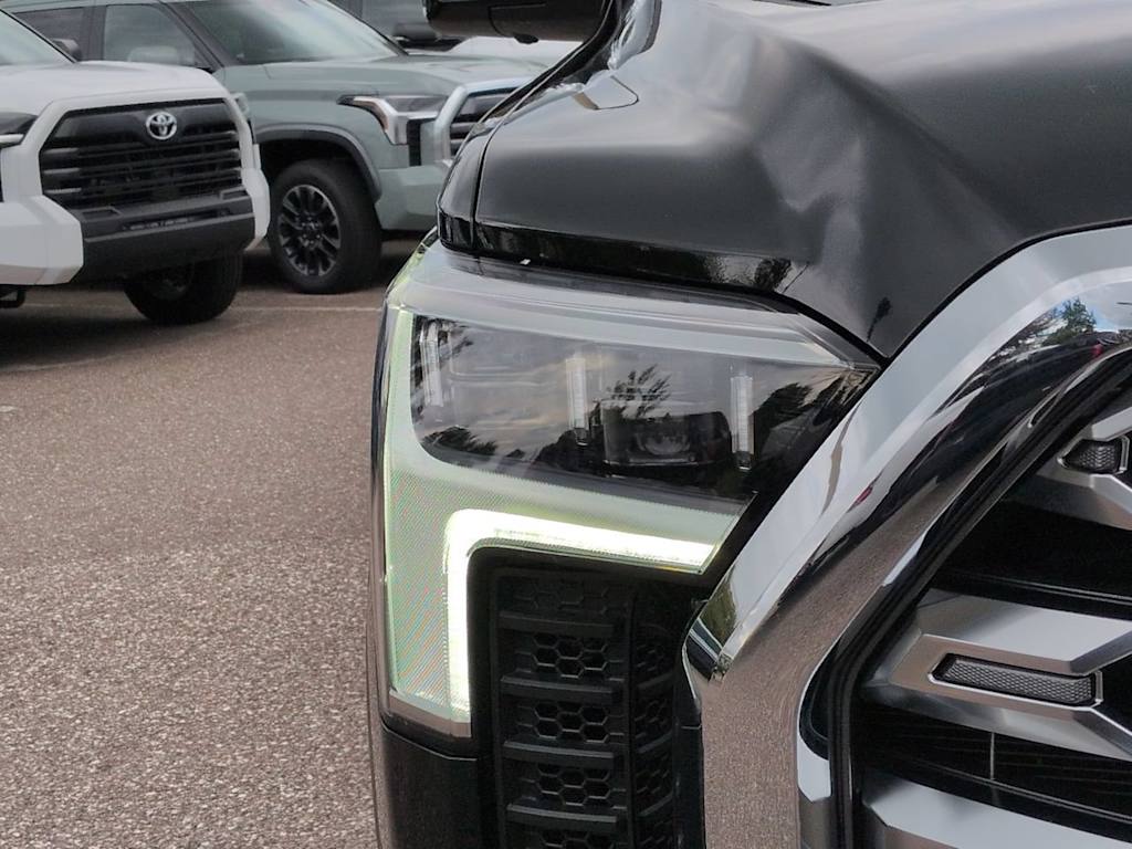 Thumbnail: 2025 Toyota Tundra - 18