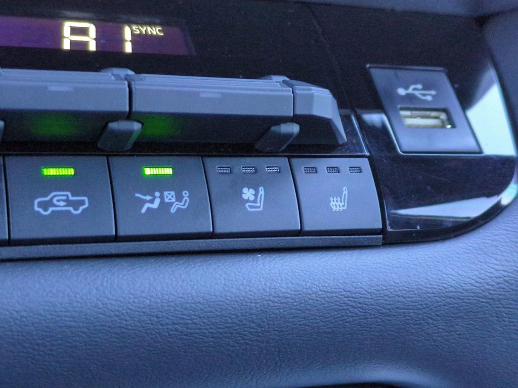 Thumbnail: 2024 Toyota Tundra - 24