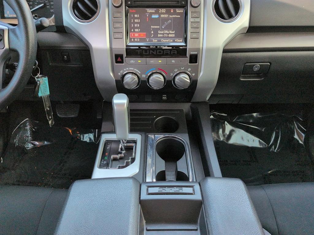 Thumbnail: 2016 Toyota Tundra - 13