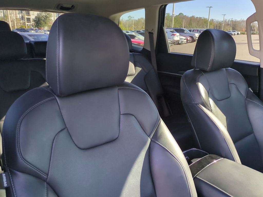 Thumbnail: 2022 Kia Telluride - 10