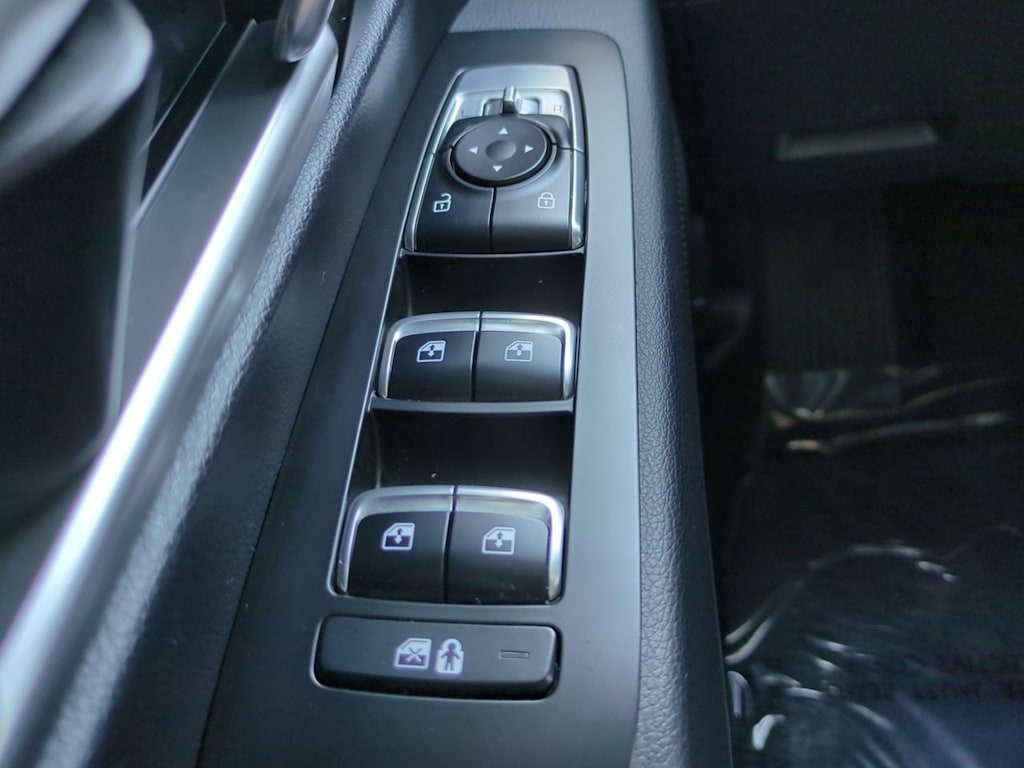 Thumbnail: 2022 Kia Telluride - 27