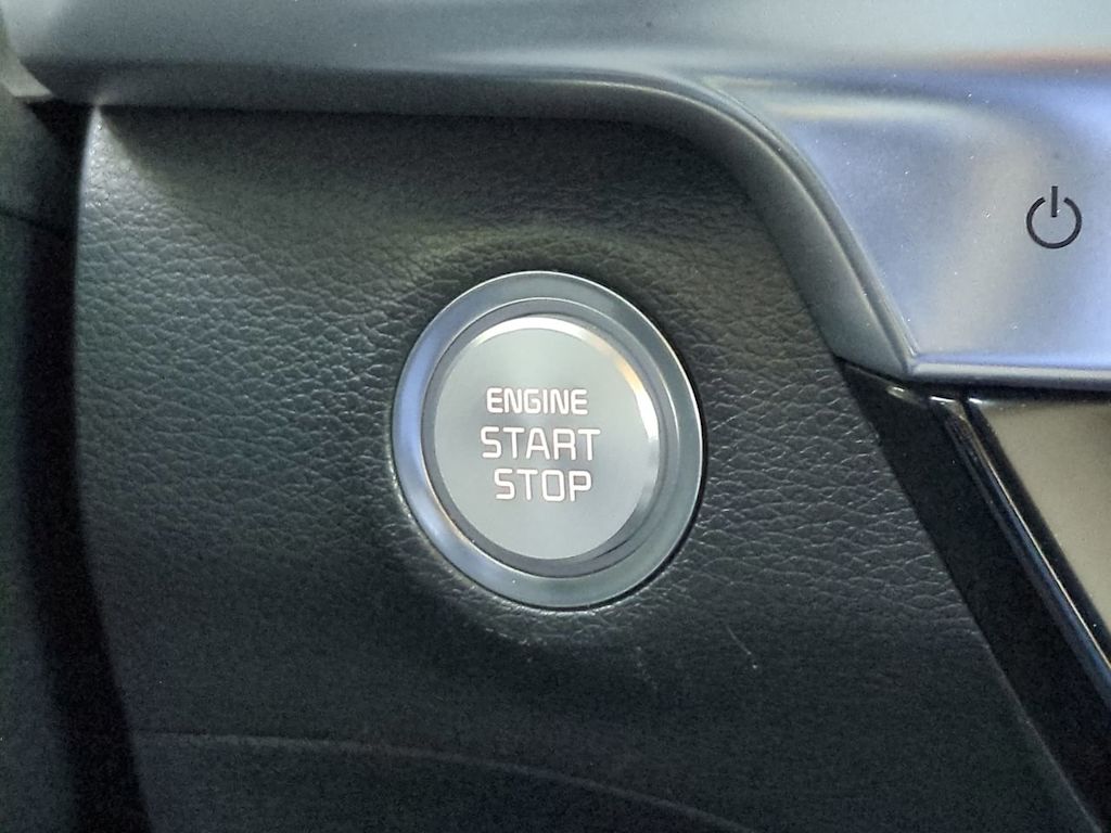 Thumbnail: 2022 Kia Telluride - 30