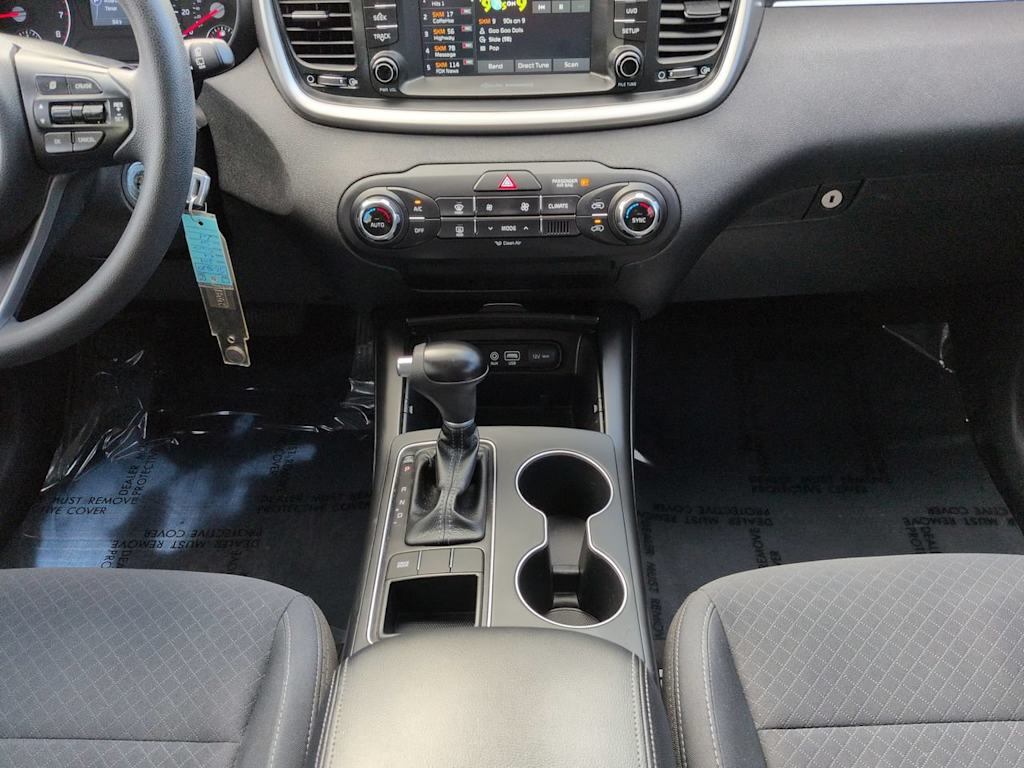 Thumbnail: 2018 Kia Sorento - 13