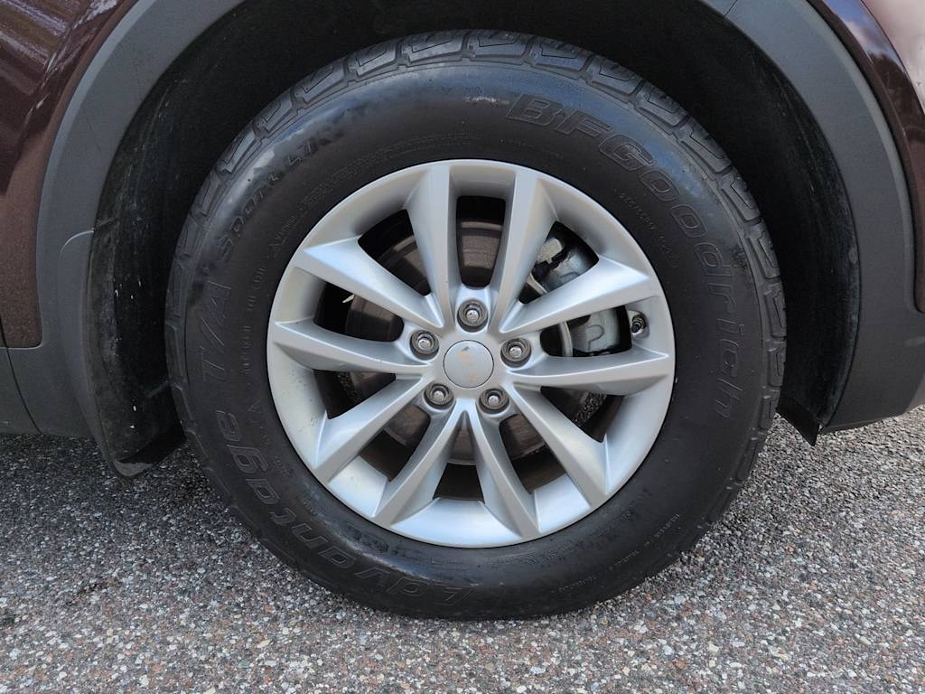 Thumbnail: 2018 Kia Sorento - 8