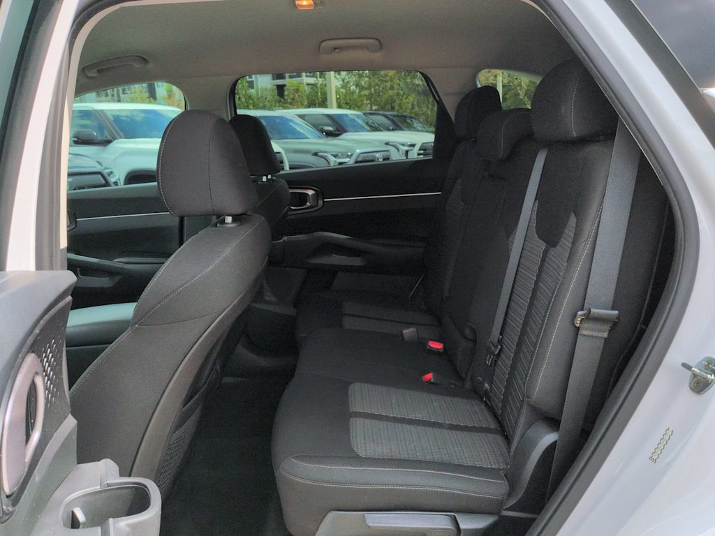 Thumbnail: 2021 Kia Sorento - 20