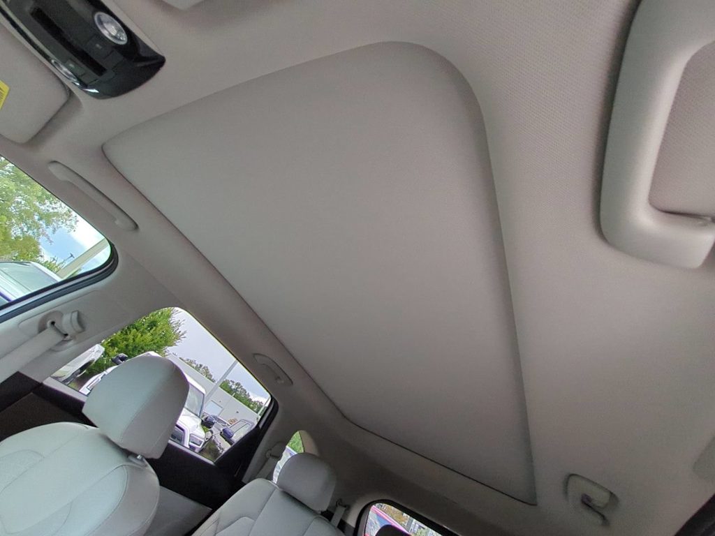 Thumbnail: 2021 Kia Sorento - 16