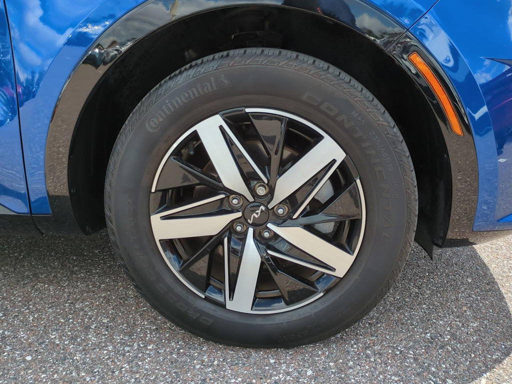 Thumbnail: 2022 Kia Sorento - 7