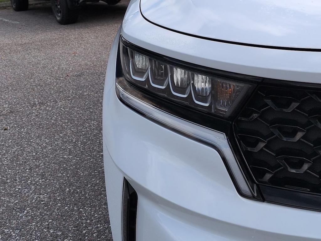 Thumbnail: 2023 Kia Sorento - 19