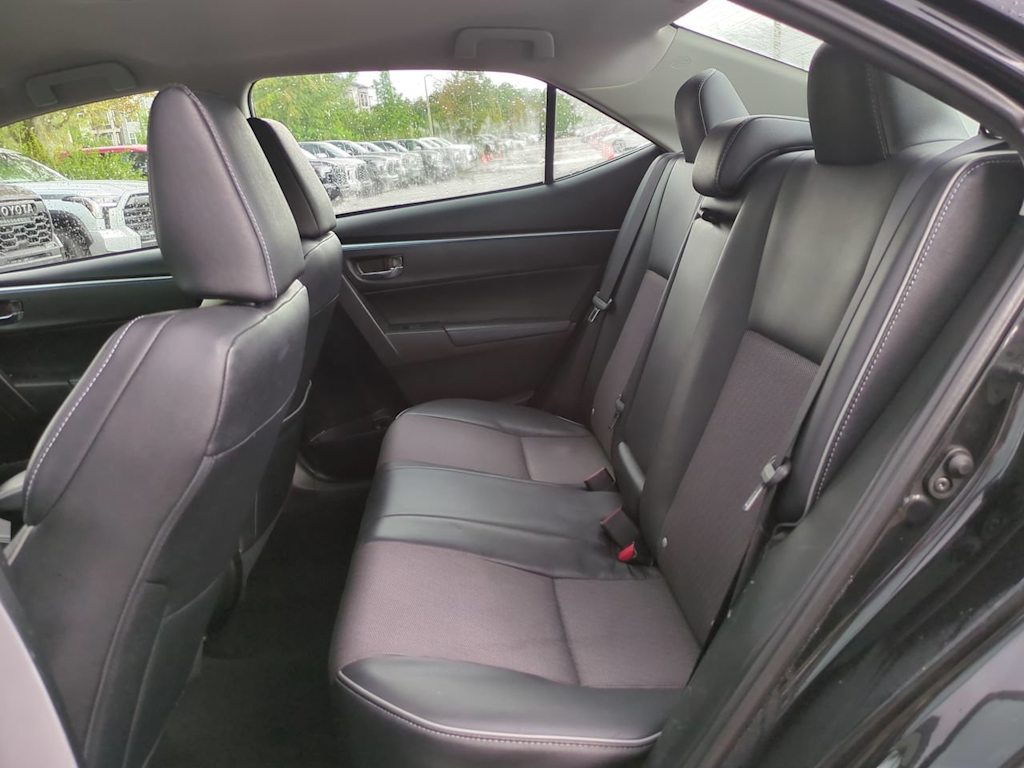 Thumbnail: 2016 Toyota Corolla - 10