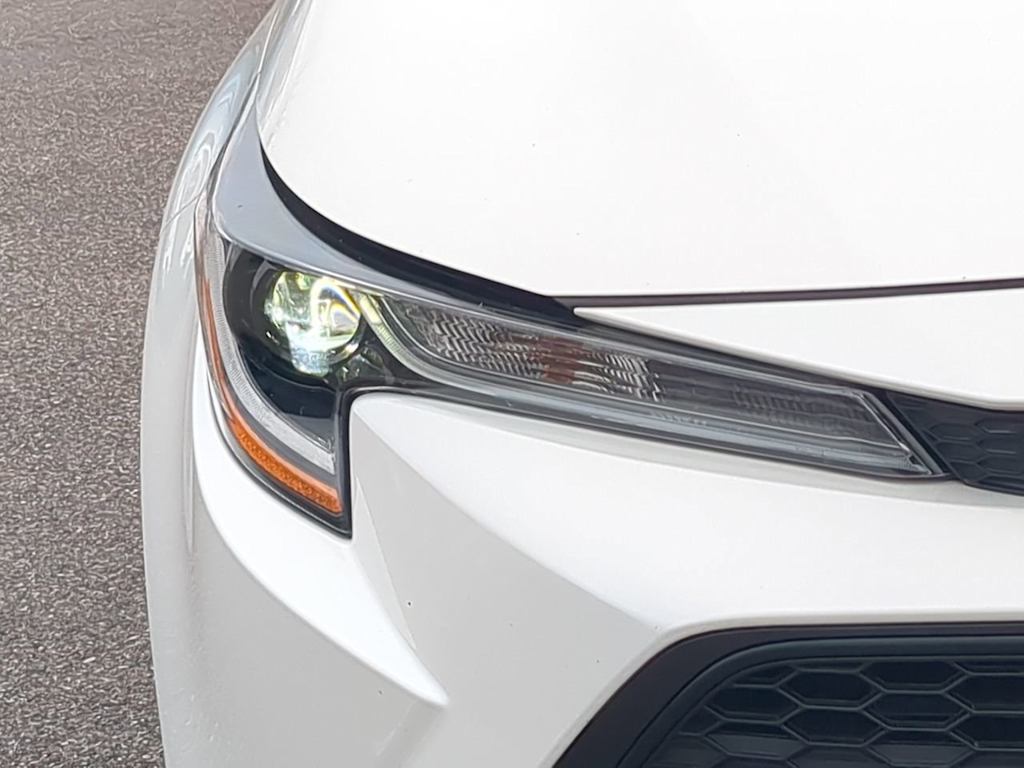 2021 Toyota Corolla LE 18