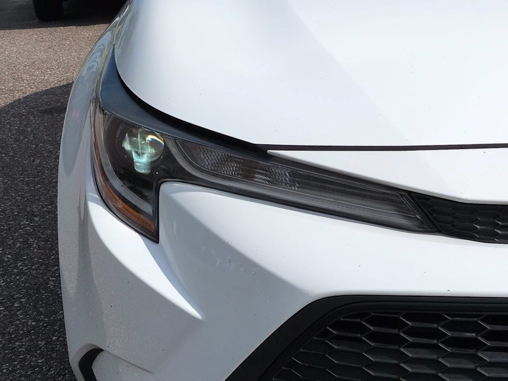 Thumbnail: 2022 Toyota Corolla - 18