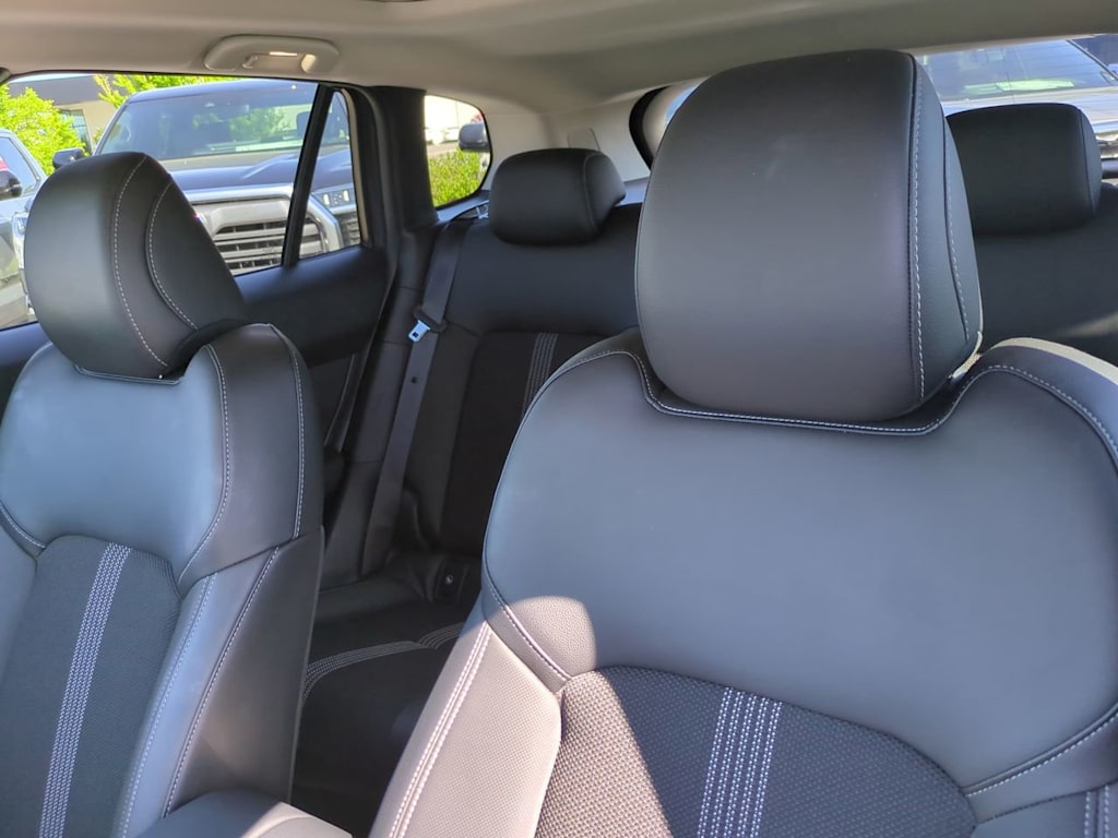 Thumbnail: 2025 Mazda CX-50 - 9