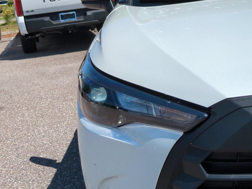 Thumbnail: 2026 Toyota Corolla Cross - 18