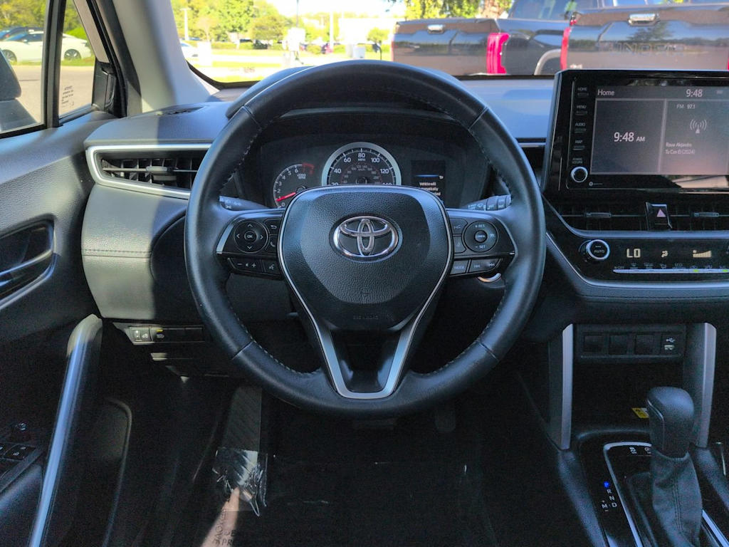 Thumbnail: 2022 Toyota Corolla Cross - 8