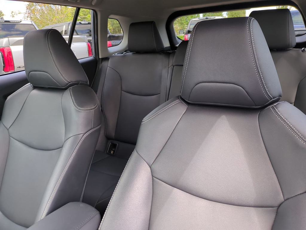 Thumbnail: 2023 Toyota Corolla Cross - 10