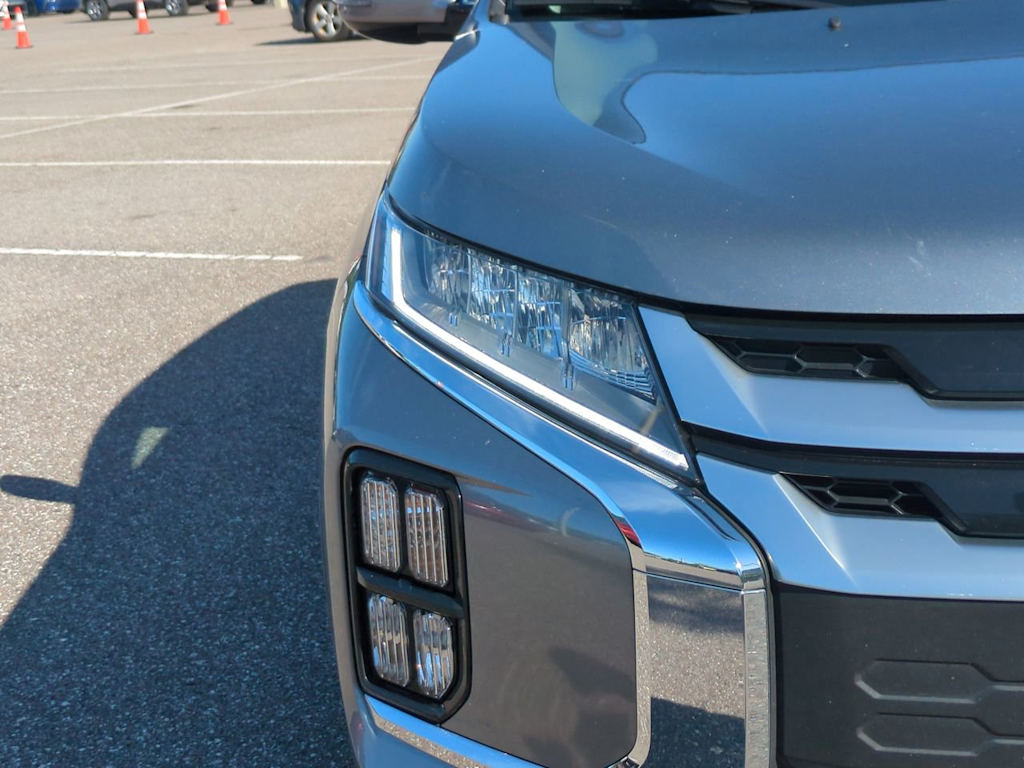 Thumbnail: 2024 Mitsubishi Outlander Sport - 7