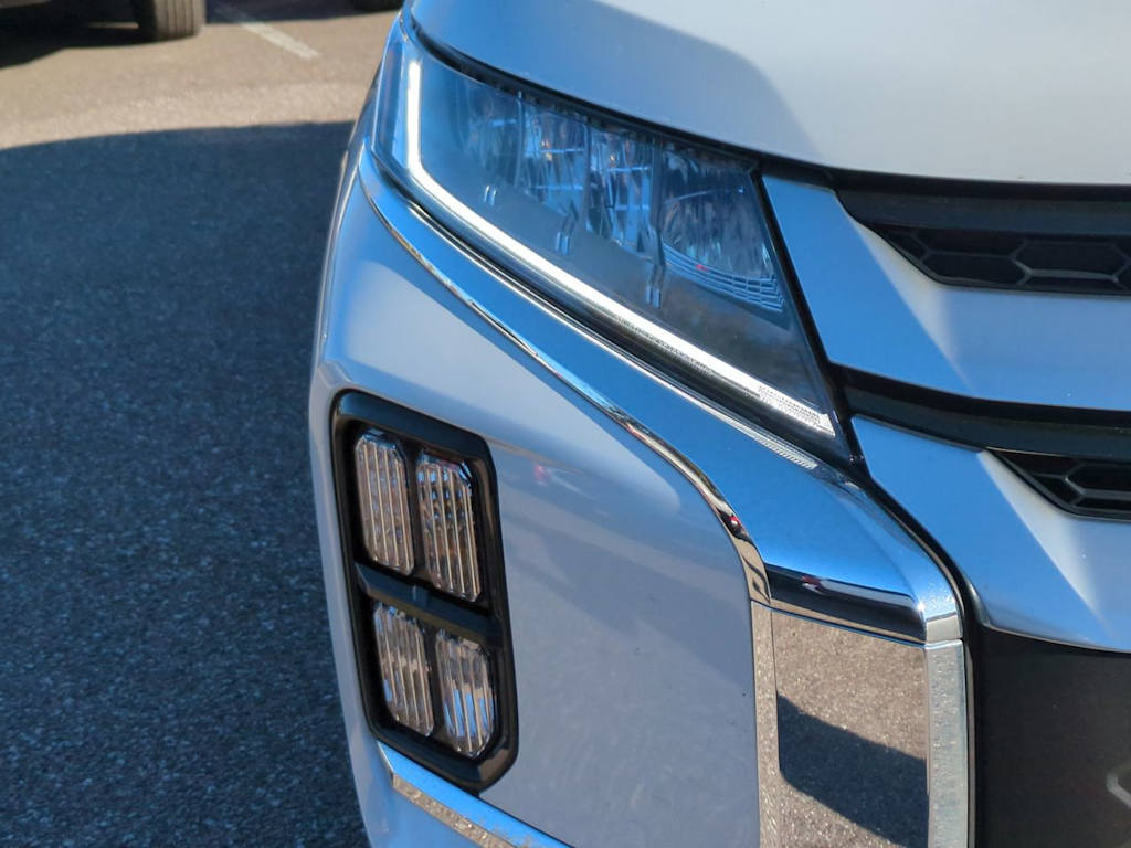 Thumbnail: 2024 Mitsubishi Outlander Sport - 7