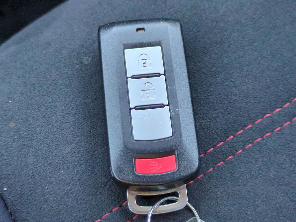 Thumbnail: 2024 Mitsubishi Outlander Sport - 17