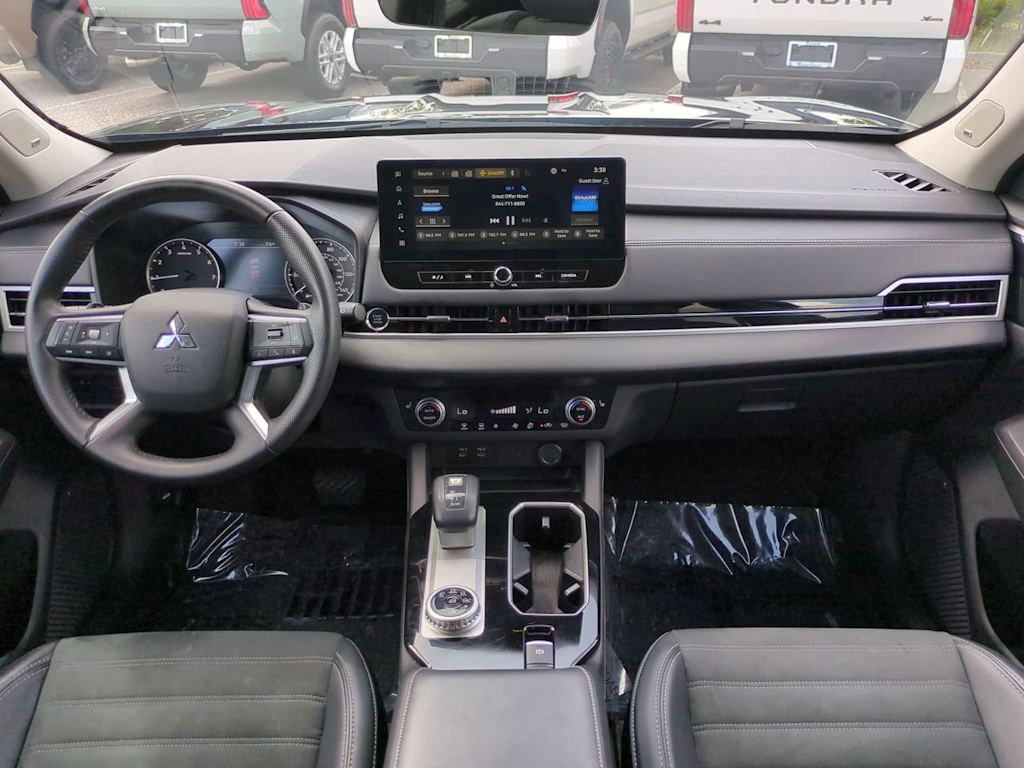 Thumbnail: 2025 Mitsubishi Outlander - 2