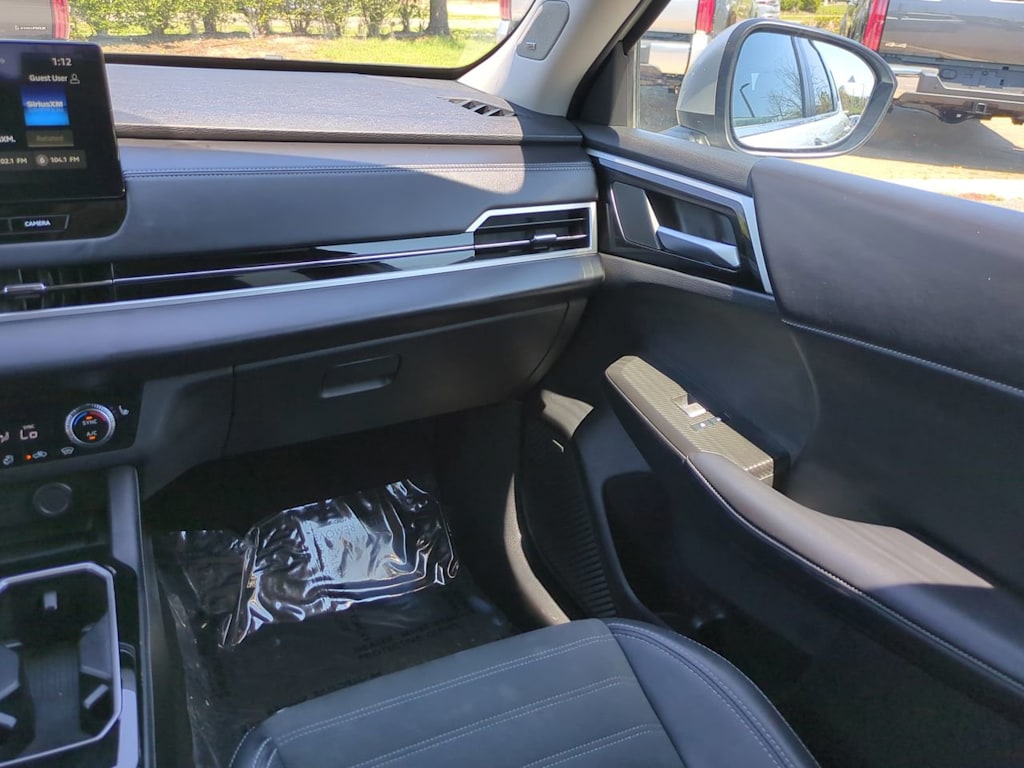 Thumbnail: 2025 Mitsubishi Outlander - 21