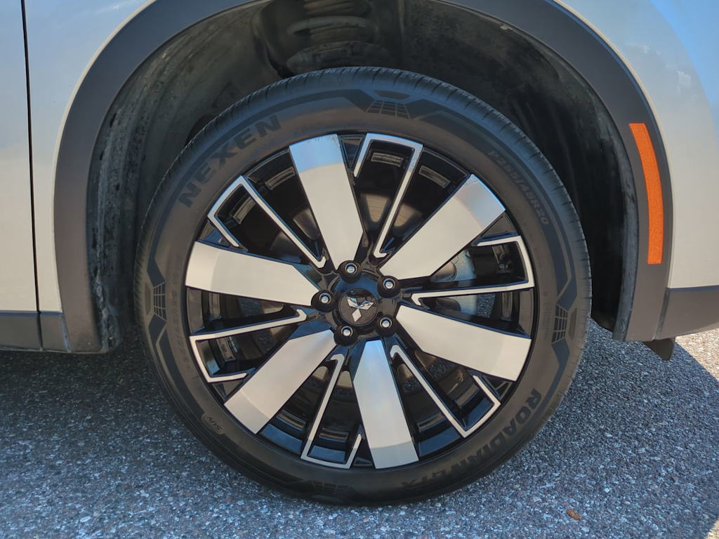 Thumbnail: 2025 Mitsubishi Outlander - 8