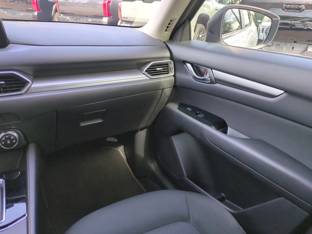 Thumbnail: 2017 Mazda CX-5 - 20