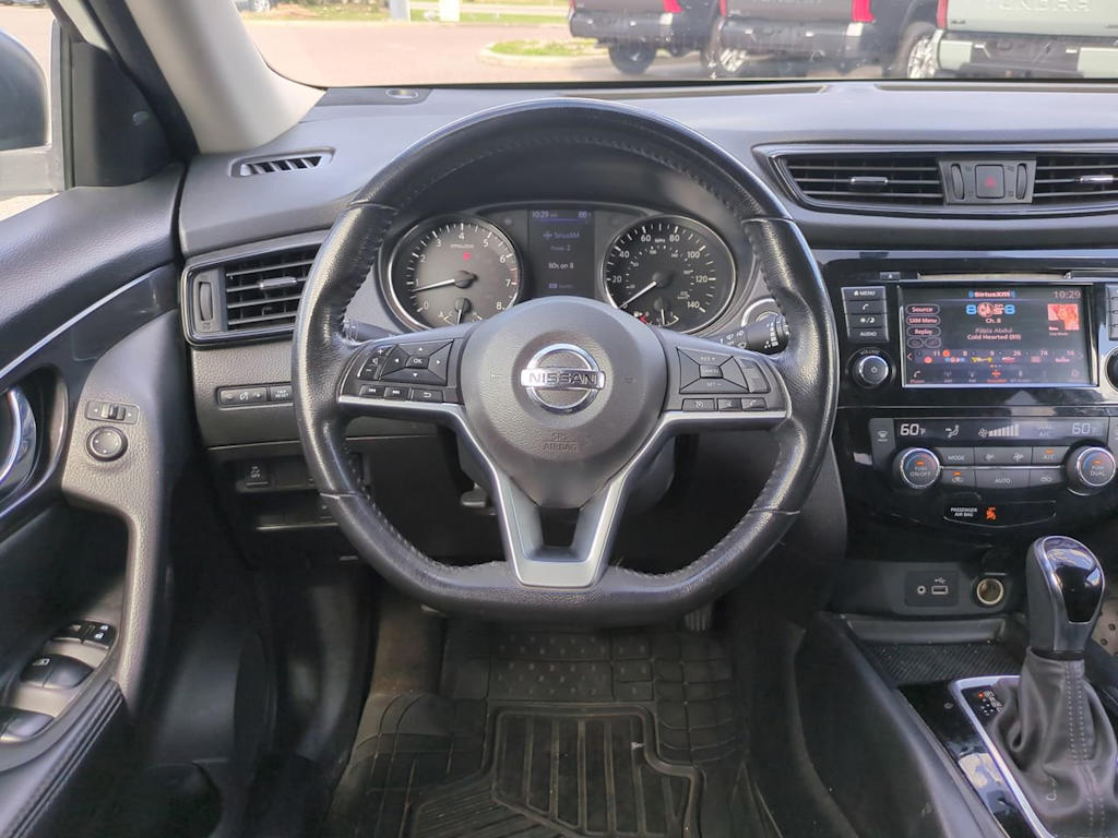 Thumbnail: 2018 Nissan Rogue - 7
