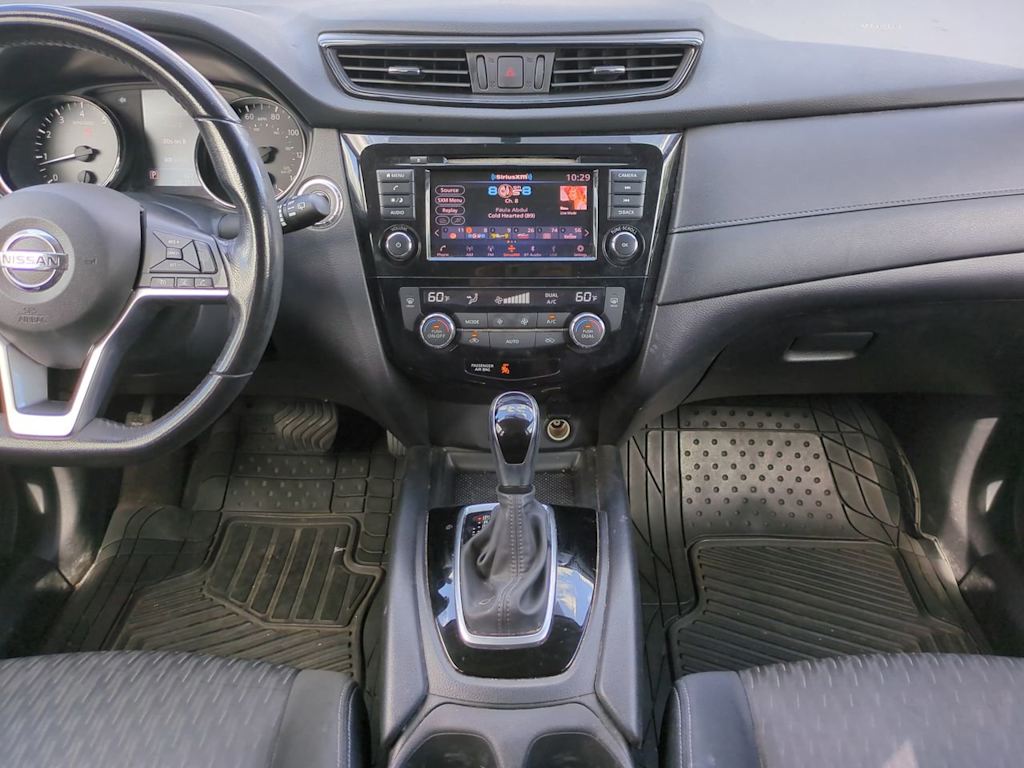 Thumbnail: 2018 Nissan Rogue - 11