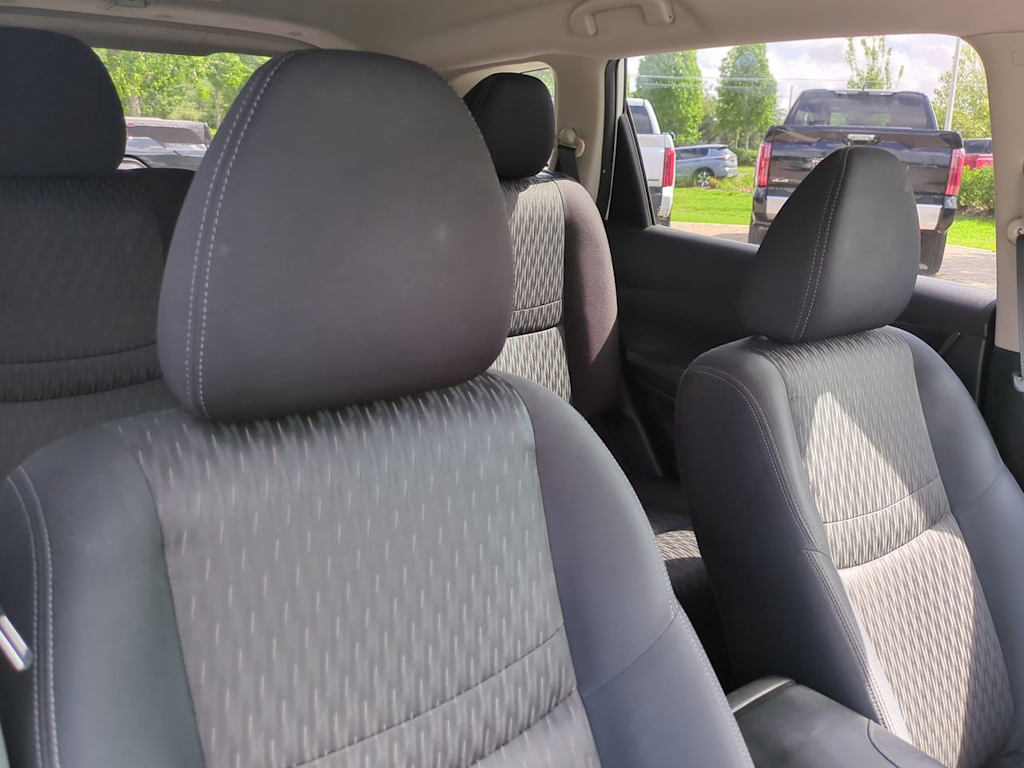Thumbnail: 2018 Nissan Rogue - 8