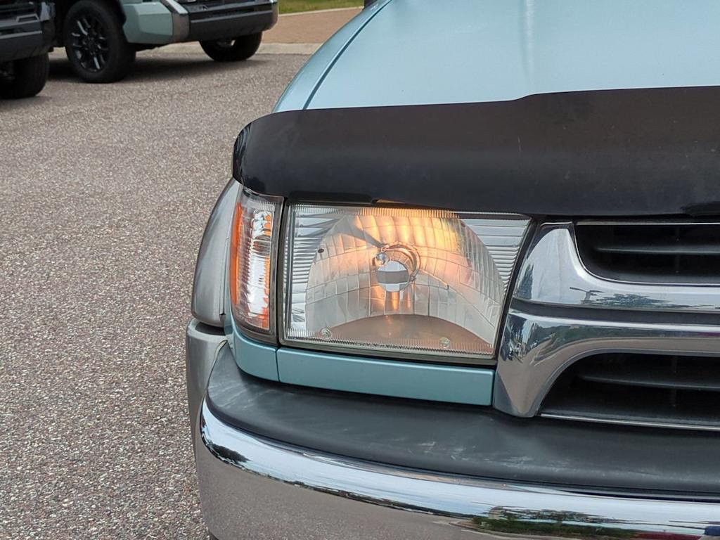 Thumbnail: 2001 Toyota 4Runner - 7