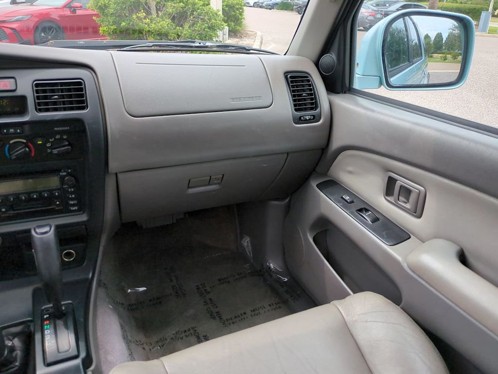 Thumbnail: 2001 Toyota 4Runner - 21