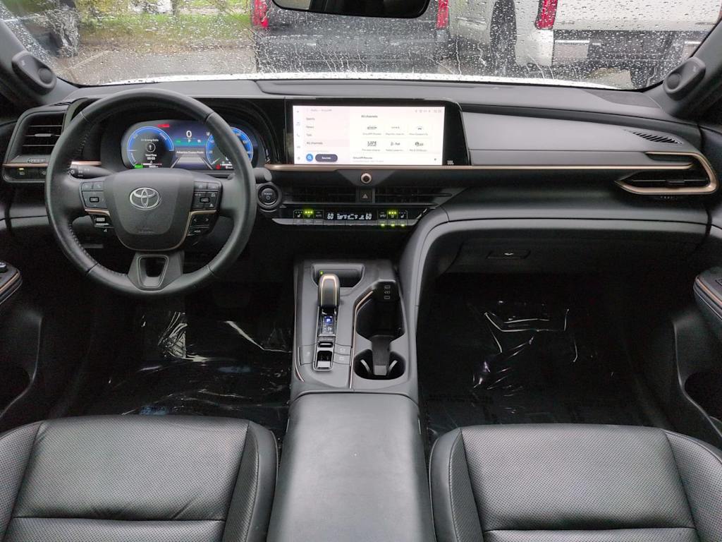 Thumbnail: 2023 Toyota Crown - 2