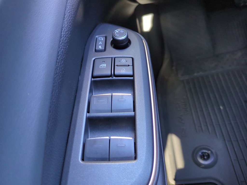 Thumbnail: 2023 Toyota Crown - 24