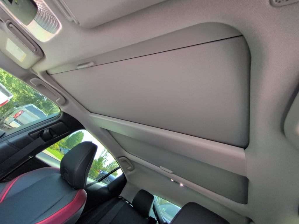 Thumbnail: 2026 Toyota Prius v - 21