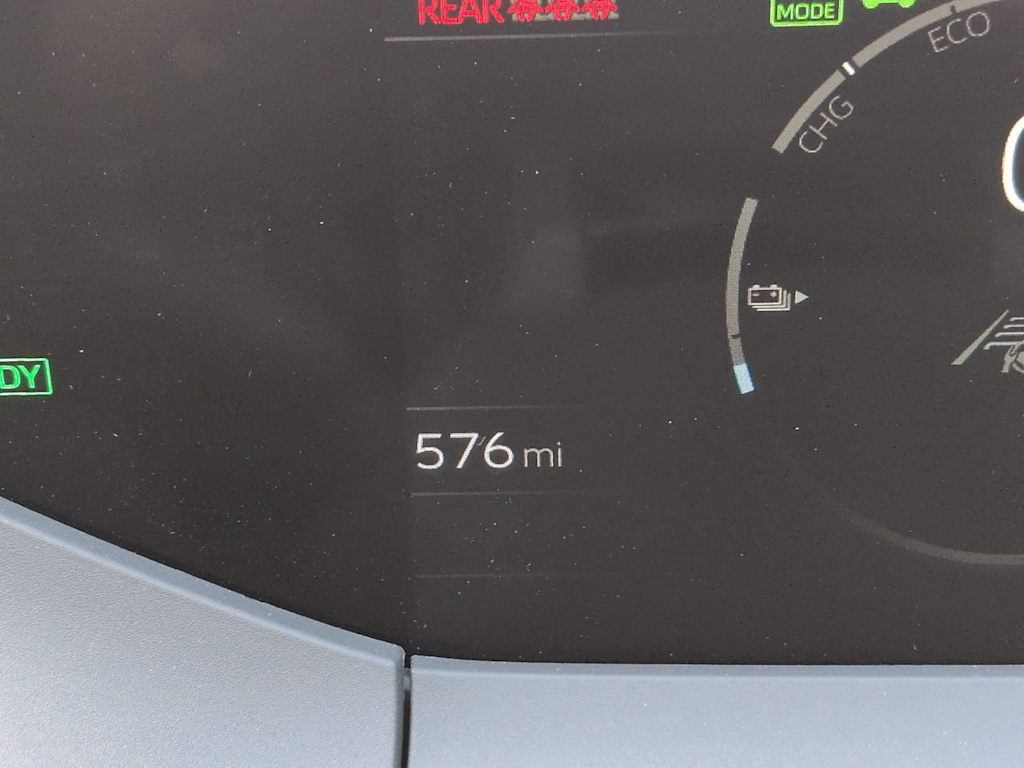 Thumbnail: 2026 Toyota Prius v - 14