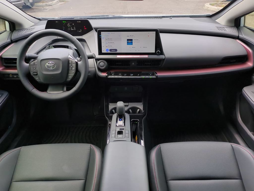 Thumbnail: 2026 Toyota Prius v - 2