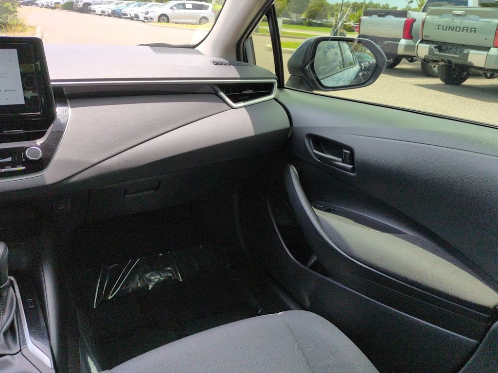 Thumbnail: 2025 Toyota Corolla - 20