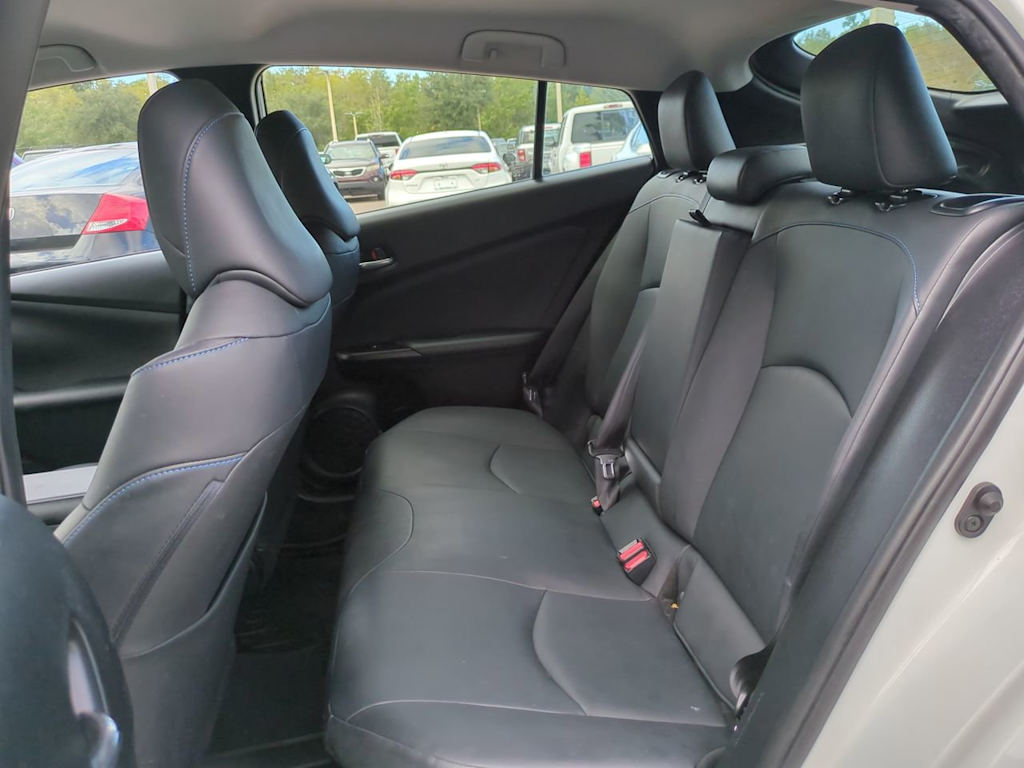 Thumbnail: 2017 Toyota Prius - 18