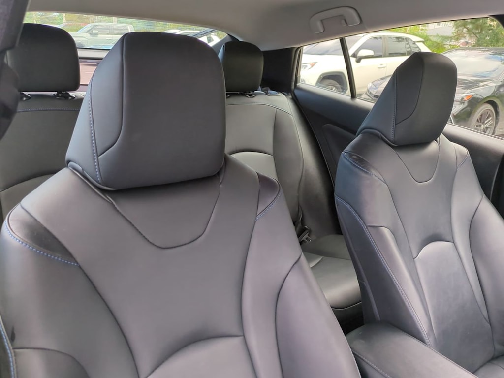 Thumbnail: 2017 Toyota Prius - 10